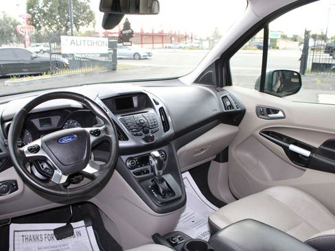 Used 2016 Ford Transit Connect Titanium image 22
