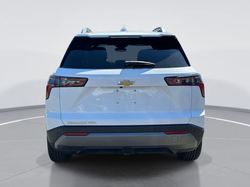 Used 2025 Chevrolet Equinox LT w/ Convenience Package II image 6