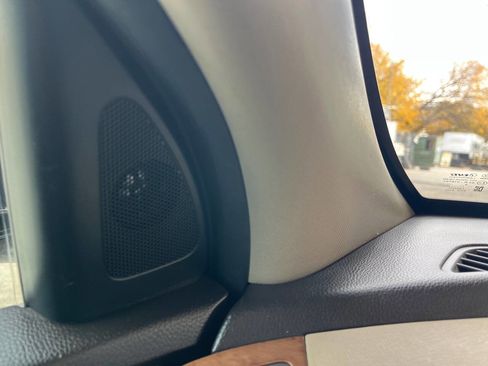 Used 2014 Hyundai Santa Fe Limited w/ Ultimate Package 07 image 39