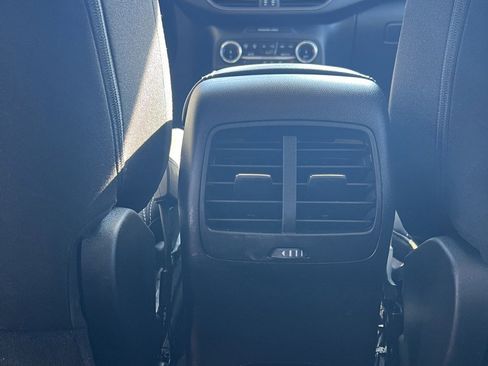 Used 2023 Ford Escape Active image 13