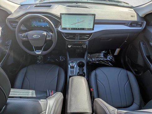 New 2026 Ford Escape SE w/ PHEV Premium Package FWD image 15