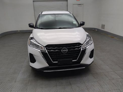 Used 2023 Nissan Kicks S FWD image 14