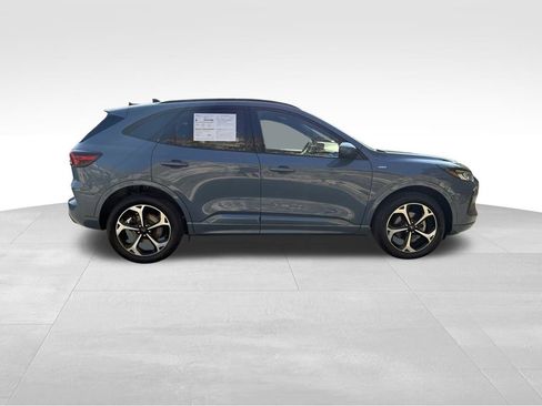 Certified 2023 Ford Escape ST-Line Select w/ Tech Pack #1 image 4