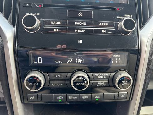 Used 2021 Subaru Ascent Premium w/ Convenience Package image 29