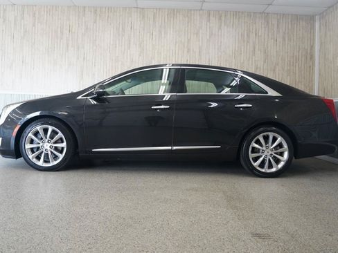 Used 2013 Cadillac XTS Luxury w/ Driver Awareness Package FWD image 5