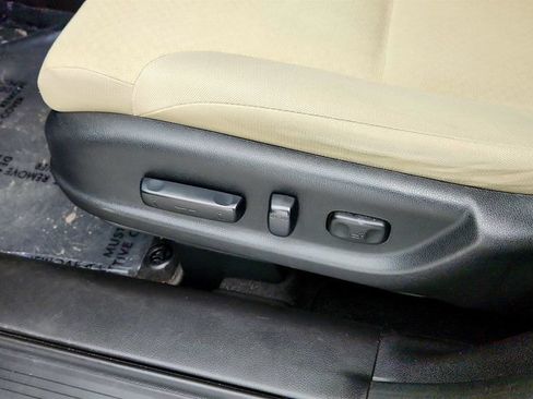 Used 2016 Honda CR-V EX image 12
