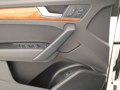 Certified 2023 Audi Q5 2.0T Premium w/ Convenience Package image 21