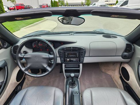 Used 1999 Porsche Boxster RWD image 7