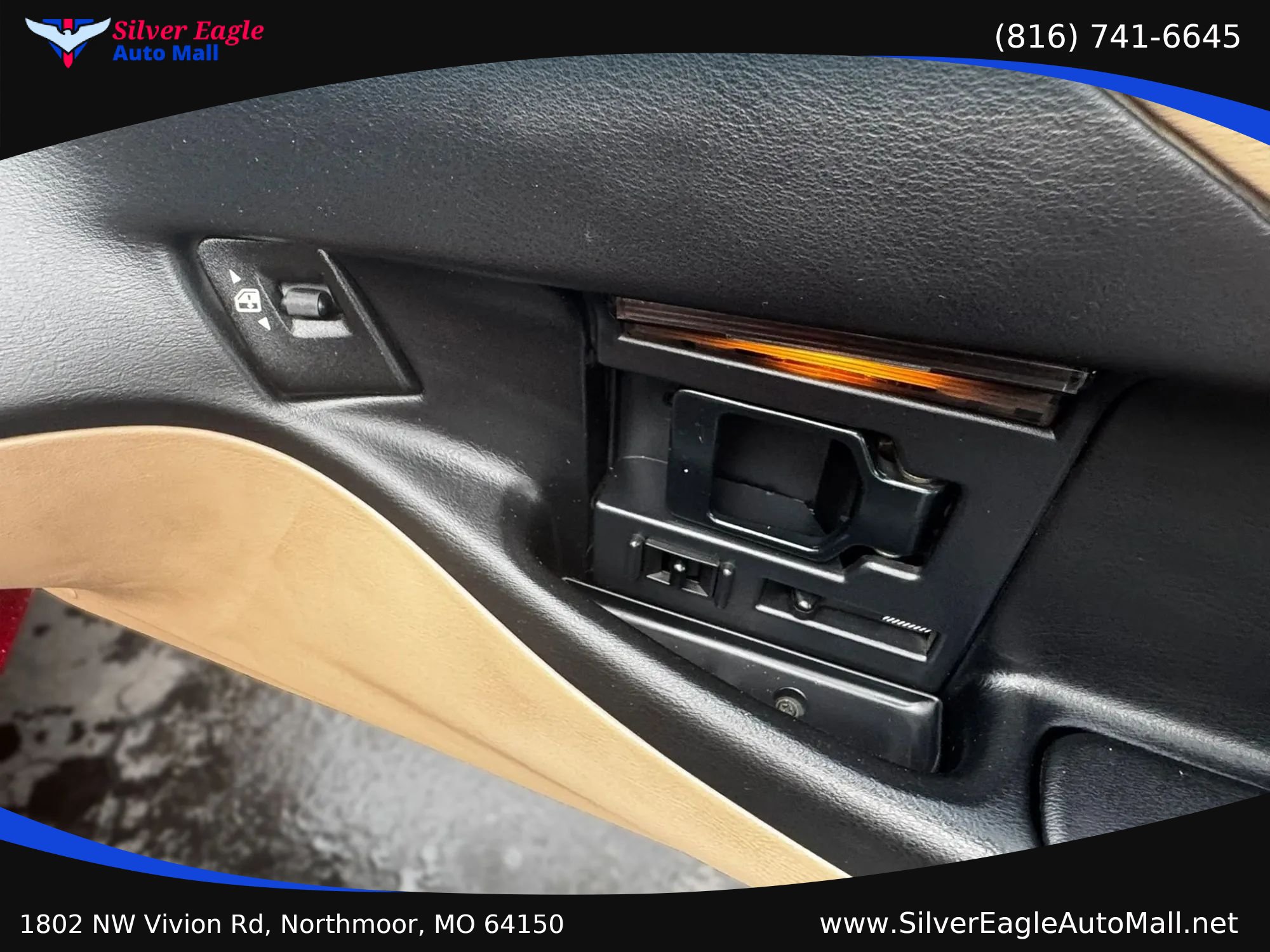 Used 1994 Chevrolet Corvette Coupe RWD image 12