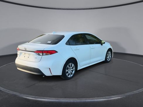 Used 2023 Toyota Corolla LE FWD image 8