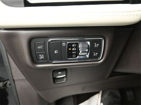 Certified 2022 Lincoln Nautilus Black Label w/ Class II Trailer Tow Package image 20