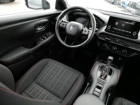 Certified 2024 Honda HR-V Sport image 9