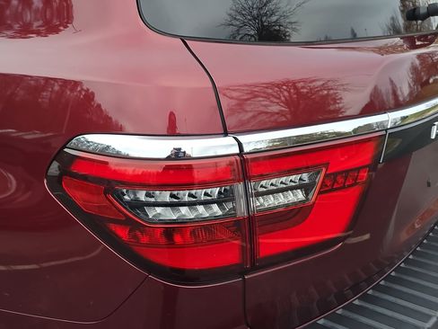 Used 2021 Nissan Armada Platinum w/ Captain's Chairs Package image 34