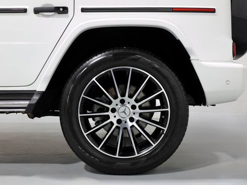 Used 2019 Mercedes-Benz G 550 image 32
