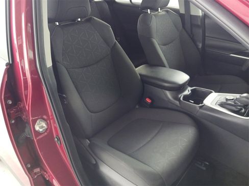 Used 2024 Toyota RAV4 XLE image 27