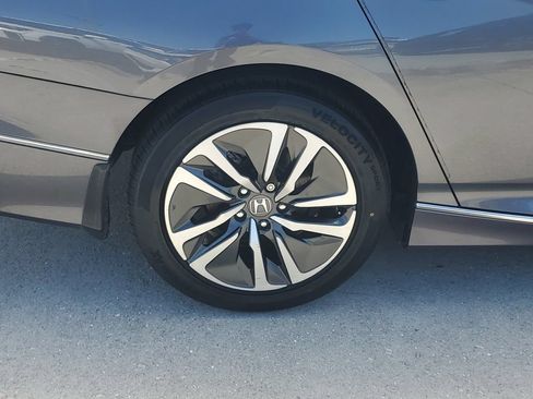 Used 2020 Honda Accord EX image 12