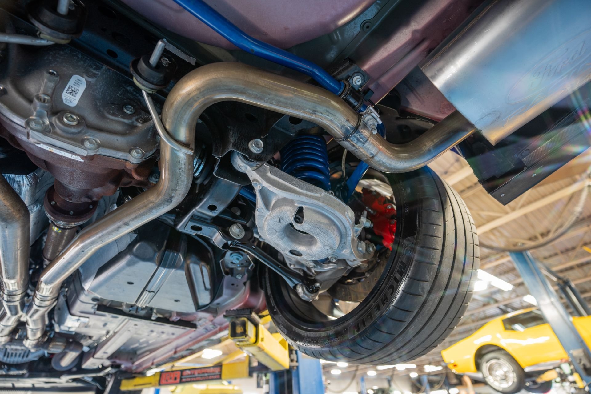 Used 2015 Ford Mustang GT Premium RWD image 36