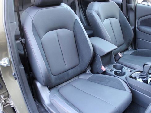 Used 2025 Subaru Forester Touring image 26