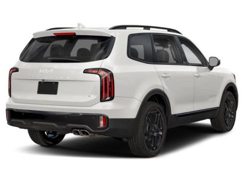 Used 2025 Kia Telluride EX X-Line image 2