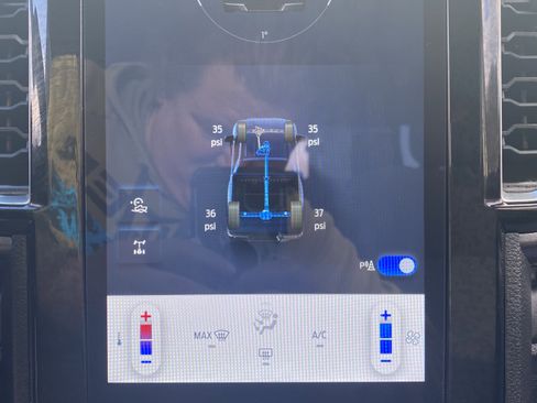 Used 2025 Ford Ranger XLT w/ FX4 Off-Road Package image 14