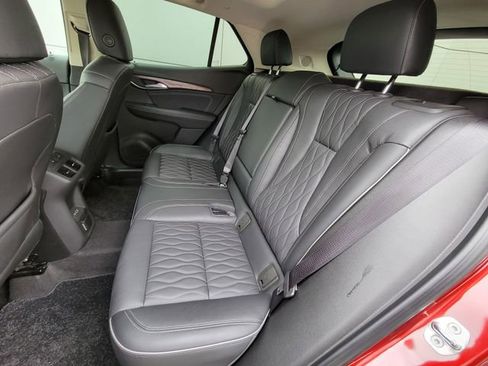 Used 2021 Buick Envision Avenir w/ Technology Package II FWD image 5