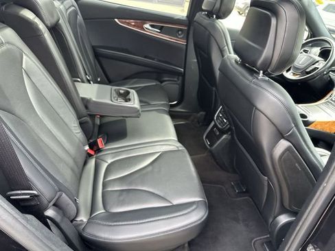 Used 2020 Lincoln Nautilus Reserve w/ Equipment Group 201A AWD/4WD image 29