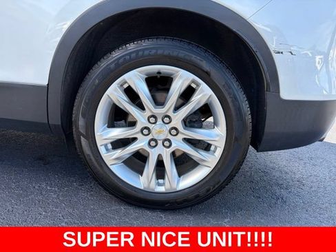 Used 2020 Chevrolet Blazer LT w/ Sound & Technology Package AWD/4WD image 10