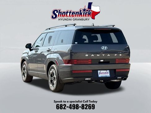 Used 2026 Hyundai Santa Fe SEL FWD image 8