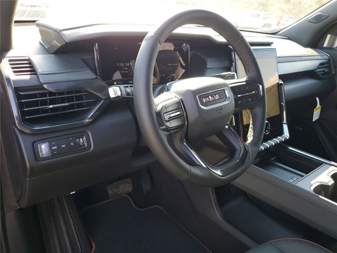 New 2026 GMC Acadia AT4 w/ Luxury Package image 19