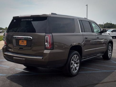 Used 2016 GMC Yukon XL Denali w/ Open Road Package AWD/4WD image 33