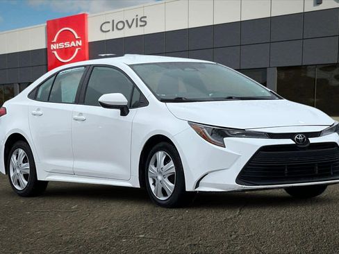 Used 2023 Toyota Corolla LE image 10