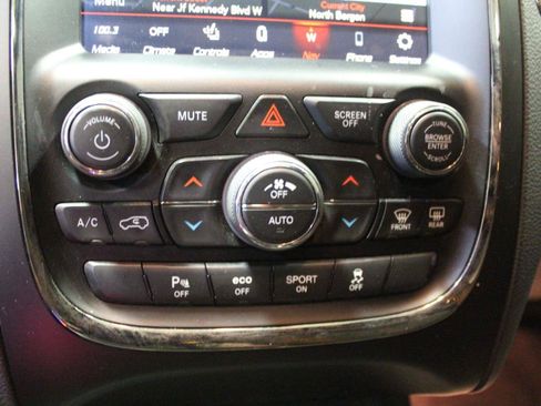 Used 2018 Dodge Durango R/T AWD/4WD image 18