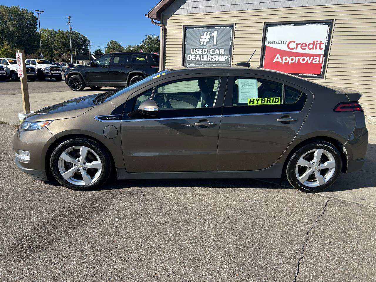 Used 2015 Chevrolet Volt Premium w/ Premium Trim Package FWD image 8