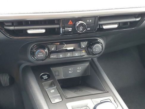 New 2026 Nissan Kicks SV w/ Cold Weather Package image 19