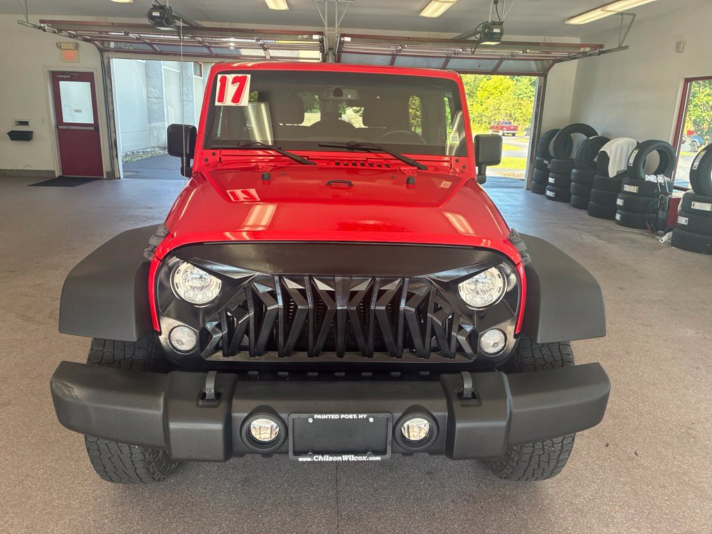 Used 2017 Jeep Wrangler Unlimited Rubicon w/ Cold Weather Group AWD/4WD image 2
