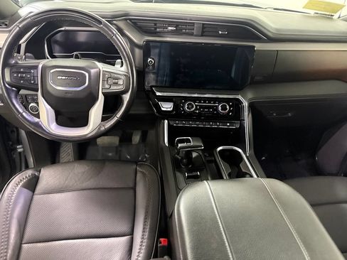 Used 2024 GMC Sierra 1500 Denali AWD/4WD image 11