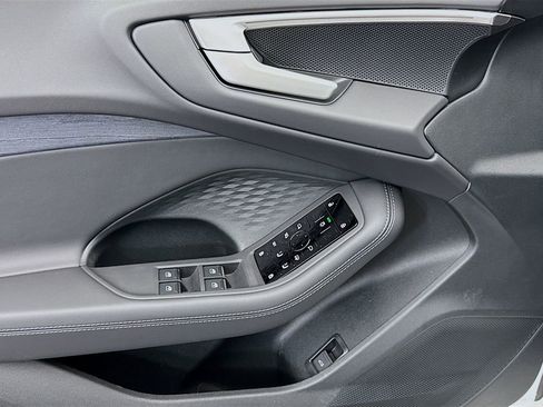 Used 2025 Audi A5 2.0T Premium w/ Convenience Package image 23