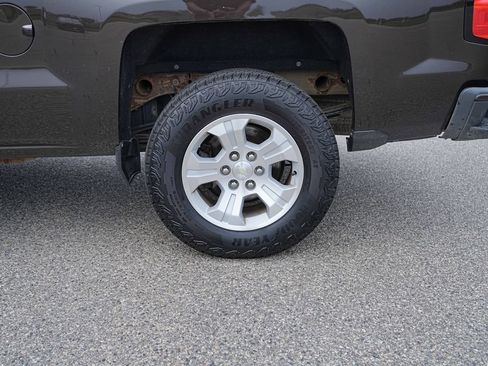 Used 2019 Chevrolet Silverado 1500 LT w/ All Star Edition AWD/4WD image 9