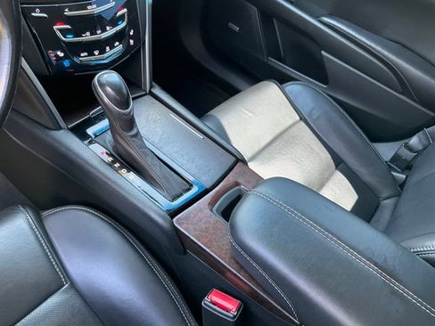 Used 2018 Cadillac XTS Luxury FWD image 16