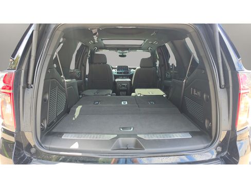 Used 2024 Chevrolet Tahoe High Country AWD/4WD image 50