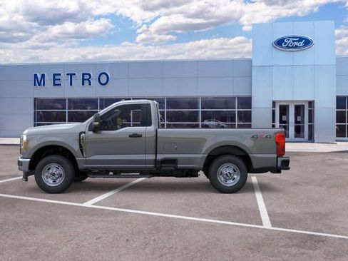 New 2026 Ford F250 XL w/ XL Chrome Package AWD/4WD image 4