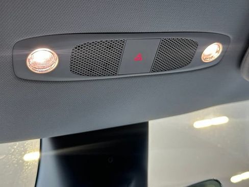 Used 2023 Tesla Model Y Performance AWD/4WD image 27