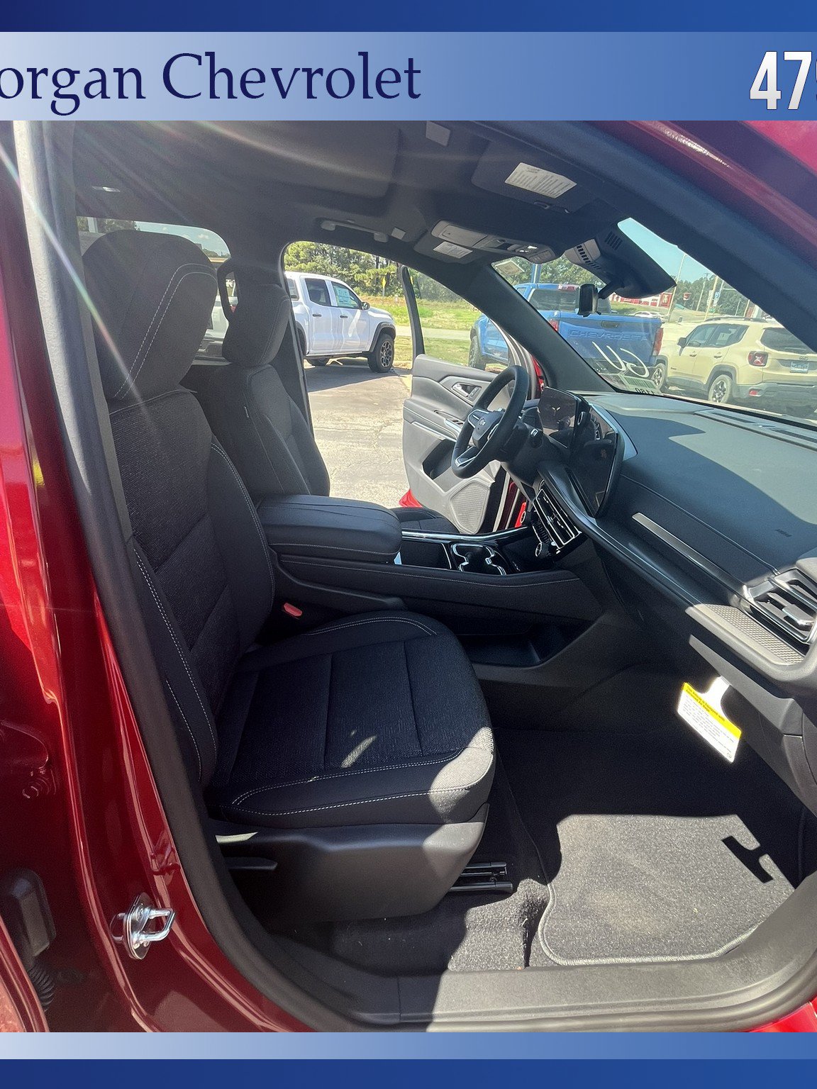 New 2027 Chevrolet Traverse LT w/ Sun and Wheel Package FWD image 23