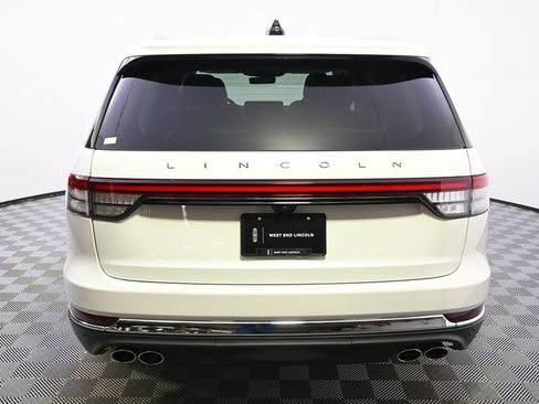 New 2026 Lincoln Aviator Reserve image 5