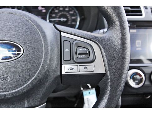 Used 2018 Subaru Forester 2.5i Premium image 16