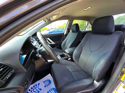 Used 2009 Toyota Camry SE image 5