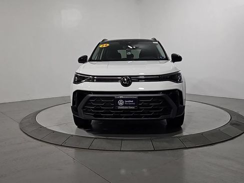 Certified 2026 Volkswagen Taos SE AWD/4WD image 8