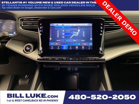 New 2025 Jeep Wagoneer image 14