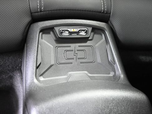 Used 2018 Chevrolet Camaro SS RWD image 16
