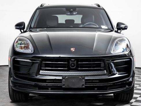 Certified 2026 Porsche Macan AWD/4WD image 7
